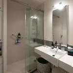 Appartement Au Bord De L'eau - Vue Imprenable Sur Le Bassin
